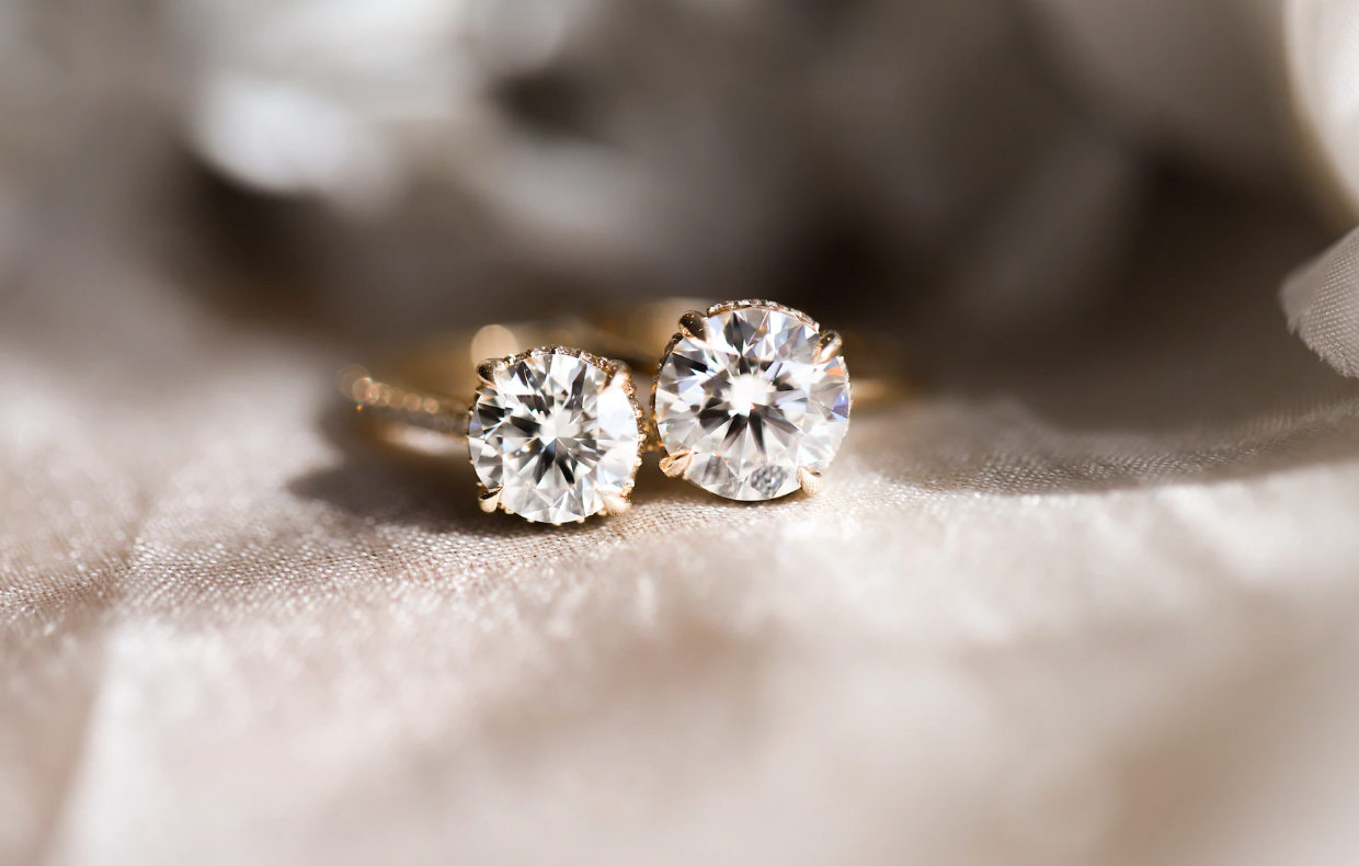 Exploring the Differences Between Earth Mined and Lab Grown Diamonds