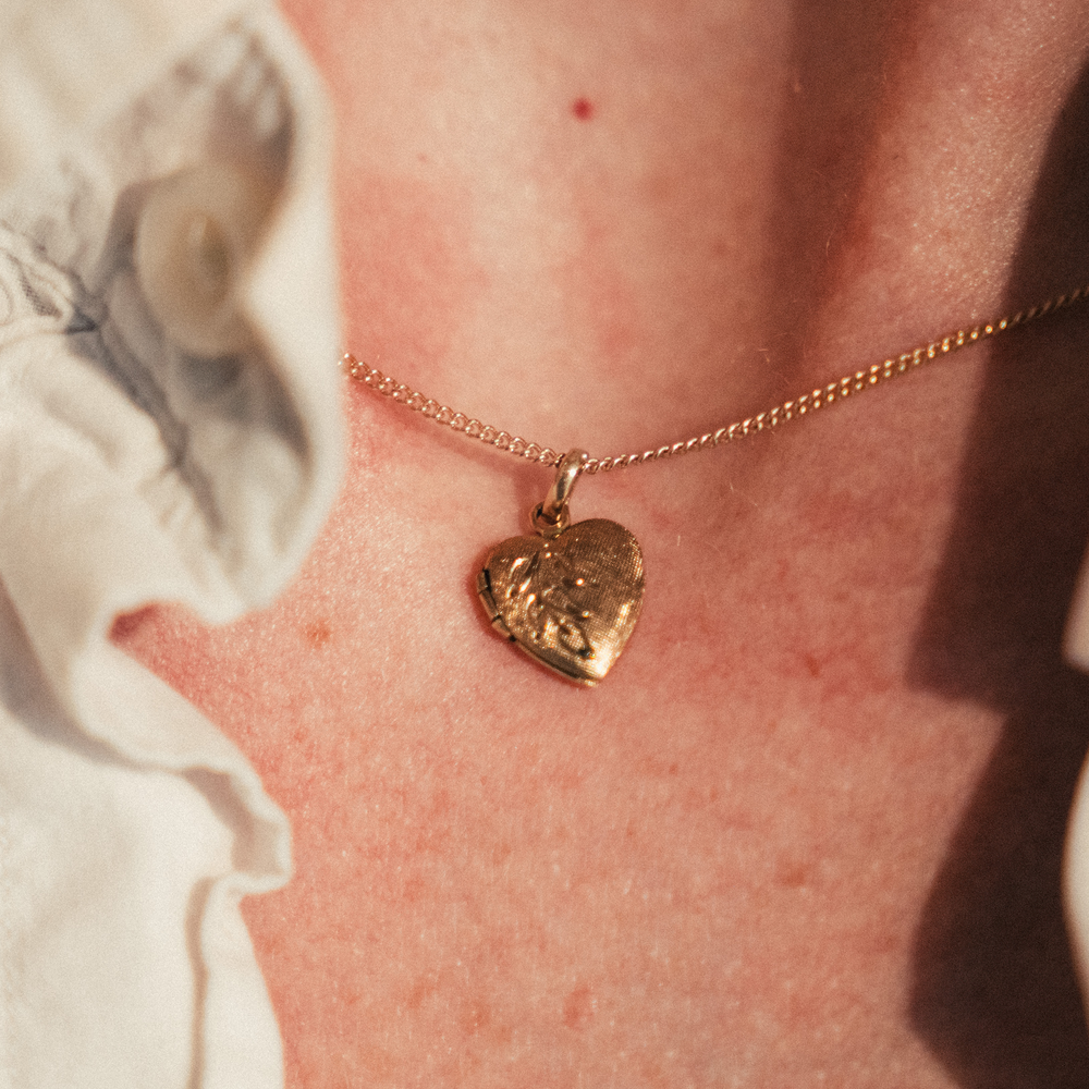 Vintage Leaf Engraved Heart Locket - Consider the Wldflwrs