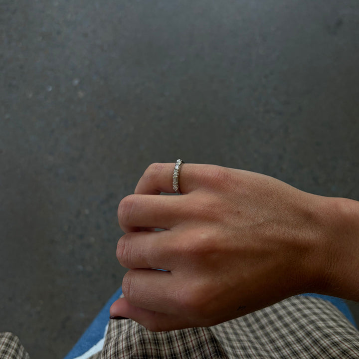 Vintage Baguette and Round Cut Diamond Band - Consider the Wldflwrs