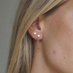 Chateaux Chain Sparkle Stud Earring