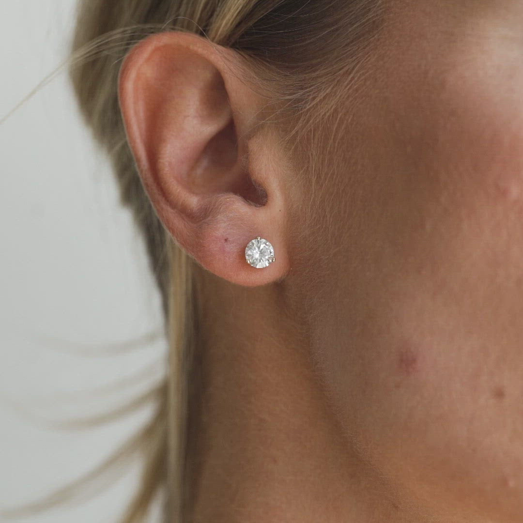 Classic on sale diamond studs